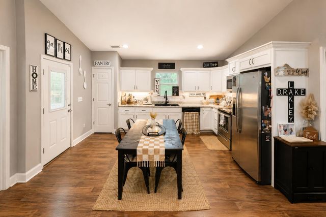 411 Hotwater Road, Soddy Daisy, TN 37379