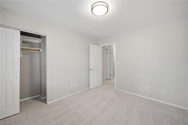 967 Saint Andrews Reach Apt D, Chesapeake, VA 23320
