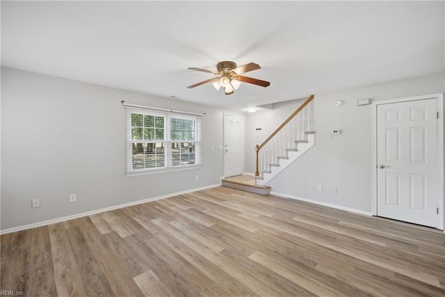 967 Saint Andrews Reach Apt D, Chesapeake, VA 23320