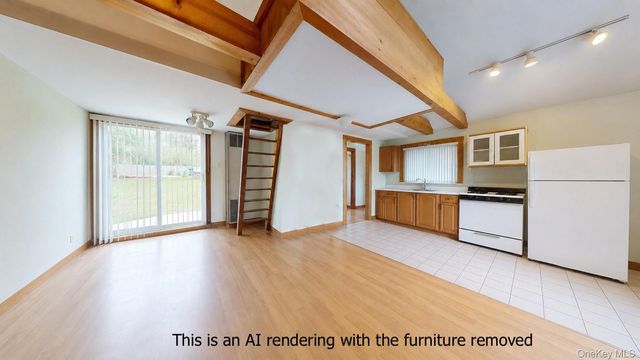41 Summit Boulevard, Westhampton, NY 11977