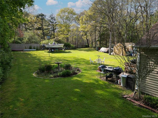 41 Summit Boulevard, Westhampton, NY 11977