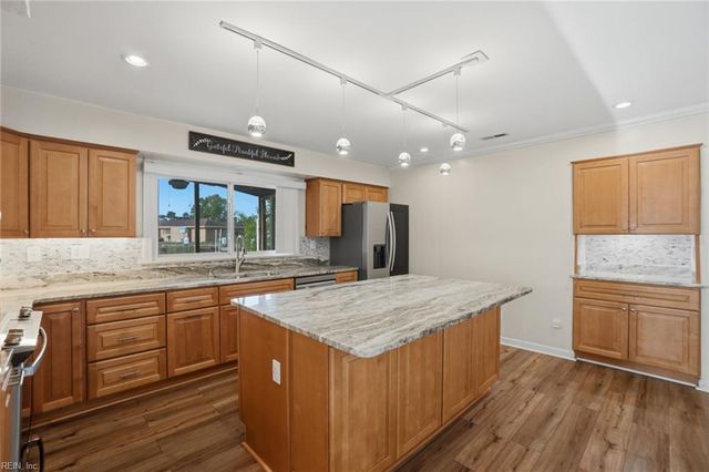 801 Fontaine AVE, Norfolk, VA 23502