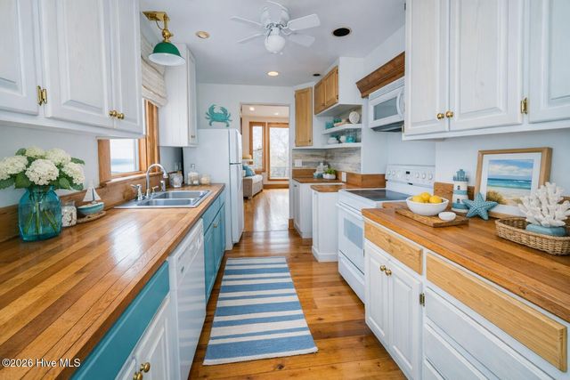 1148 Indigo Circle, Sunset Beach, NC 28468