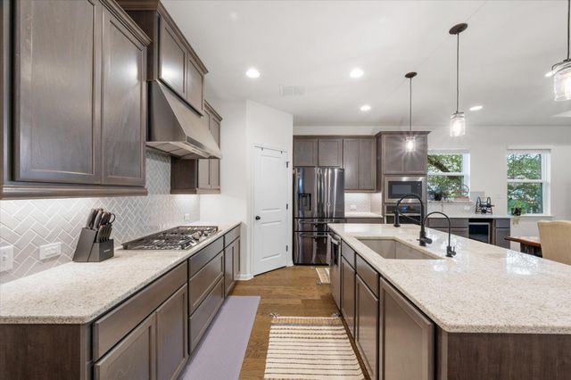 111 Beryl WAY, Dripping Springs, TX 78620