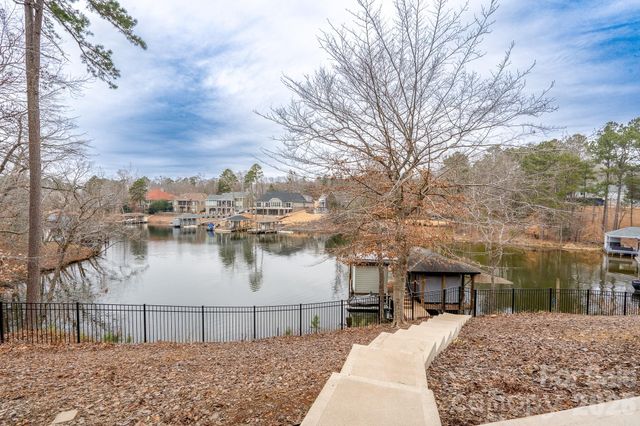 338 Plantation Way, Mount Gilead, NC 27306