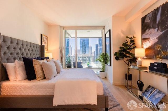 425 1st Street 2607, San Francisco, CA 94105