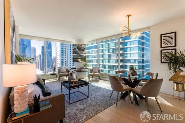 425 1st Street 2607, San Francisco, CA 94105