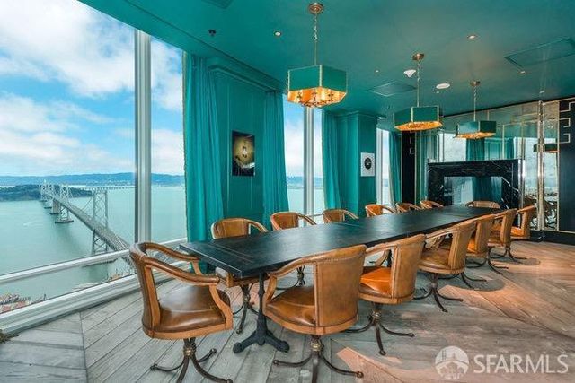 425 1st Street 2607, San Francisco, CA 94105