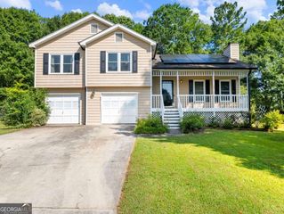 443 Rhett Drive, Loganville, GA 30052