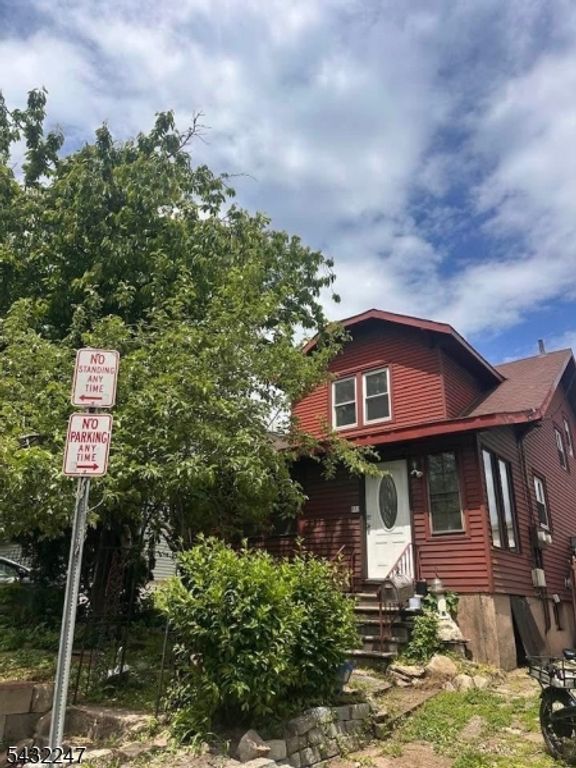 852 Paulison Ave, Clifton City, NJ 07011