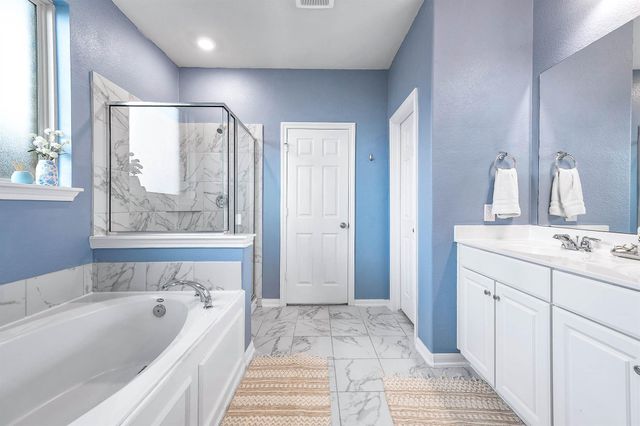 13517 Emerald Mallard Drive, Texas City, TX 77568