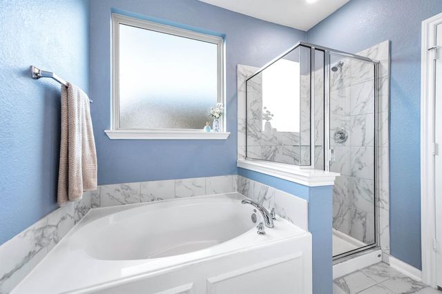 13517 Emerald Mallard Drive, Texas City, TX 77568