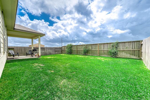 13517 Emerald Mallard Drive, Texas City, TX 77568