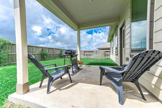 13517 Emerald Mallard Drive, Texas City, TX 77568