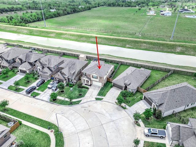 13517 Emerald Mallard Drive, Texas City, TX 77568