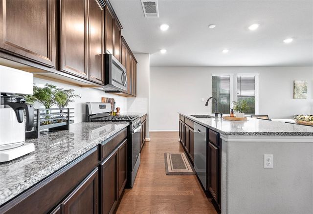 13517 Emerald Mallard Drive, Texas City, TX 77568