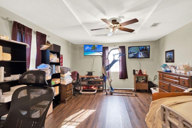 585 E Huckaba Road, Defuniak Springs, FL 32435