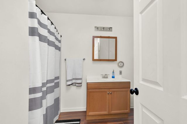 585 E Huckaba Road, Defuniak Springs, FL 32435