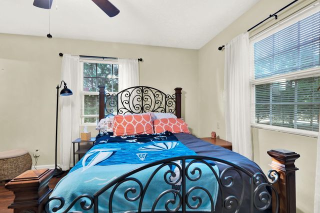 585 E Huckaba Road, Defuniak Springs, FL 32435