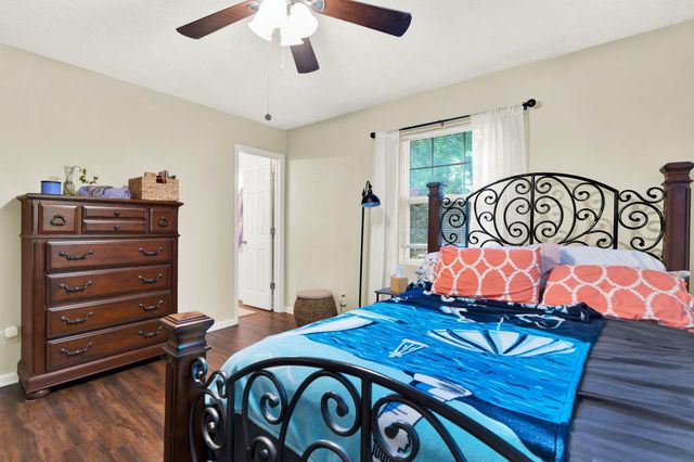 585 E Huckaba Road, Defuniak Springs, FL 32435