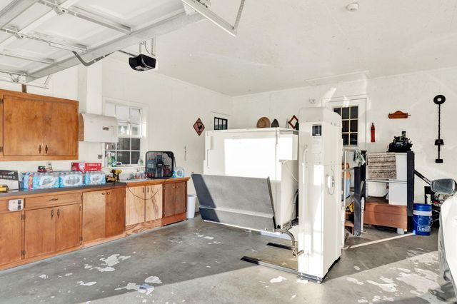 585 E Huckaba Road, Defuniak Springs, FL 32435