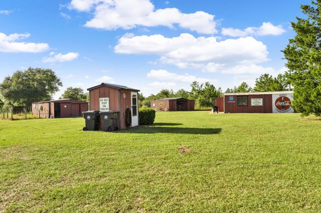 585 E Huckaba Road, Defuniak Springs, FL 32435