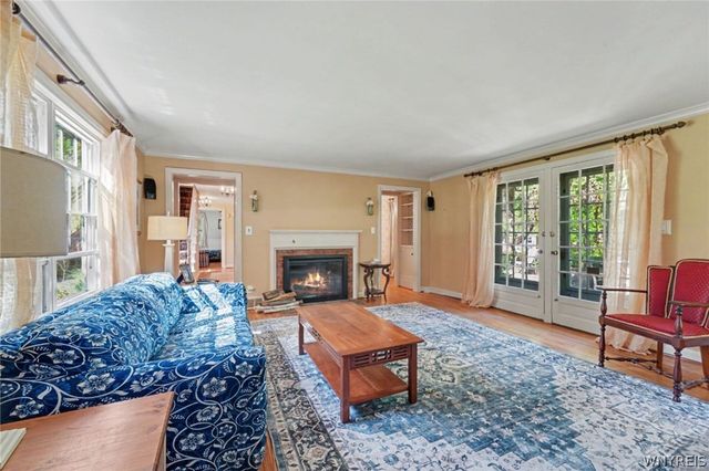 4387 Freeman Road, Orchard Park, NY 14127