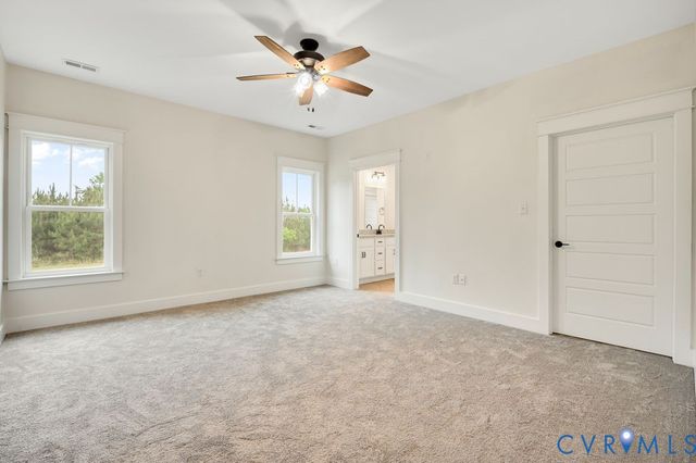 10117 Boisseau Rd, Dinwiddie, VA 23885