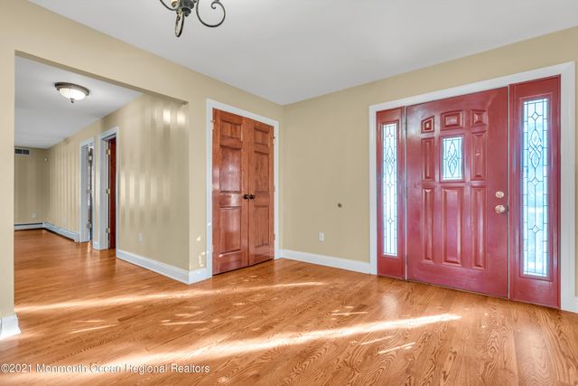 2323 Vermont Avenue, Toms River, NJ 08755