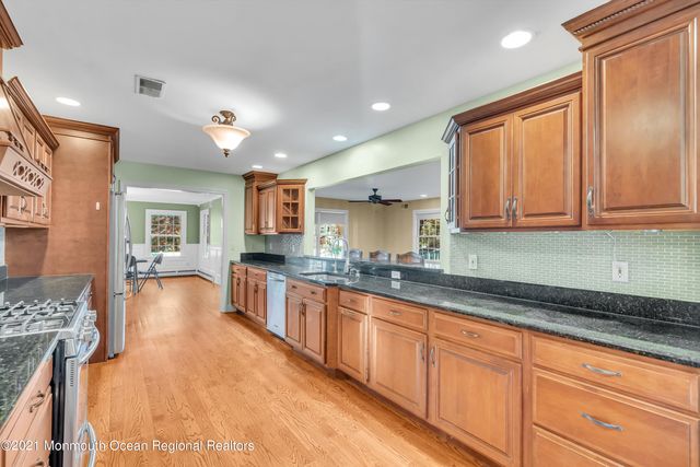 2323 Vermont Avenue, Toms River, NJ 08755