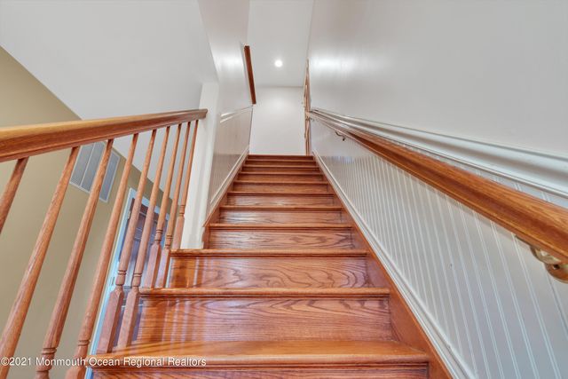 2323 Vermont Avenue, Toms River, NJ 08755