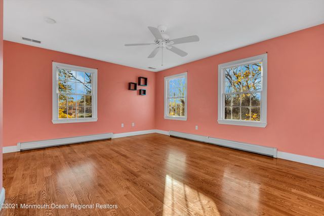 2323 Vermont Avenue, Toms River, NJ 08755