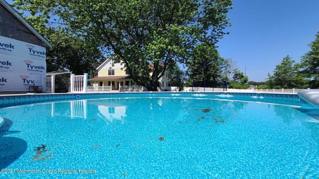 2323 Vermont Avenue, Toms River, NJ 08755