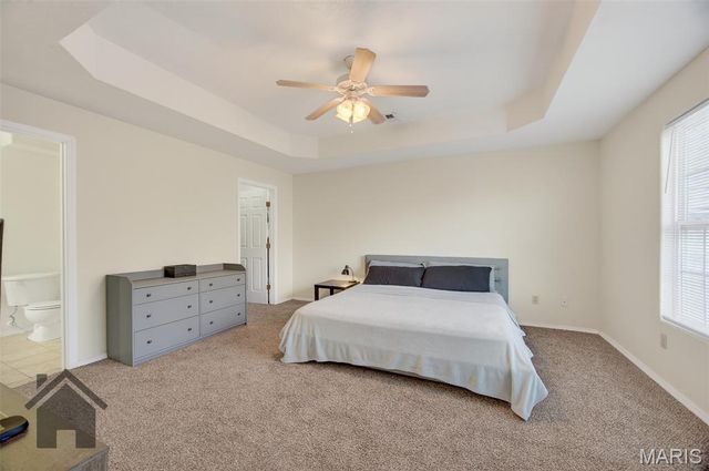 362 Carmel Valley Way, St Robert, MO 65584