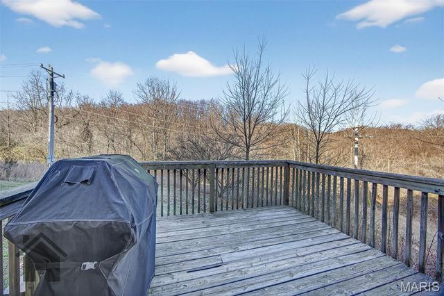 362 Carmel Valley Way, St Robert, MO 65584