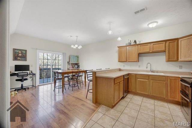 362 Carmel Valley Way, St Robert, MO 65584