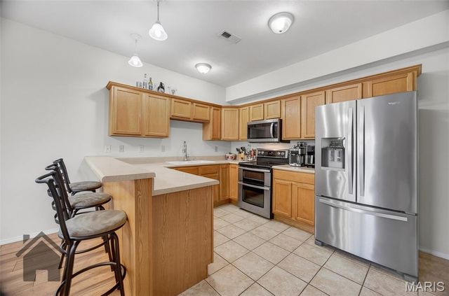 362 Carmel Valley Way, St Robert, MO 65584