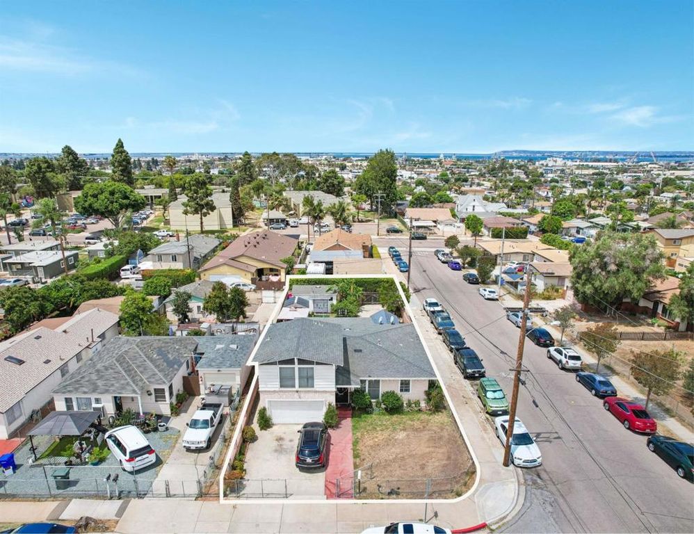 2104 G, National City, CA 91950