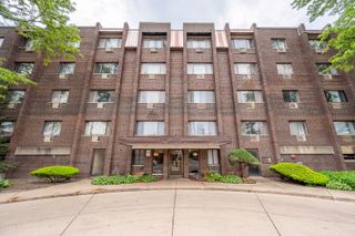 8455 W Leland Avenue 205, Chicago, IL 60656