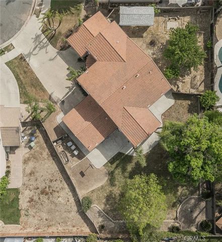 1377 Fenmore, Sanger, CA 93657