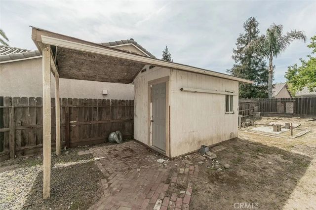1377 Fenmore, Sanger, CA 93657