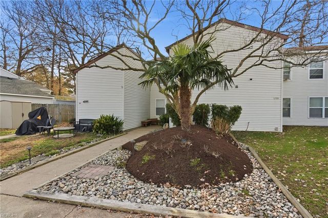 1043 Coastaway DR, Virginia Beach, VA 23451