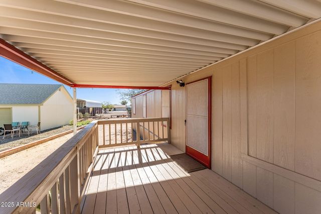 21199 W ESCAPEE Way, Congress, AZ 85332