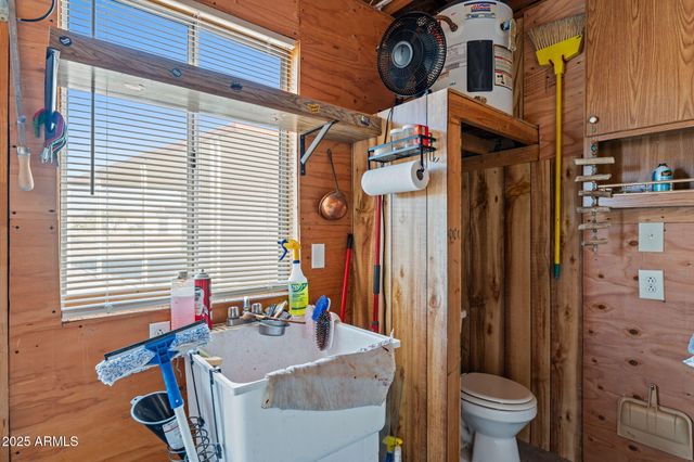 21199 W ESCAPEE Way, Congress, AZ 85332