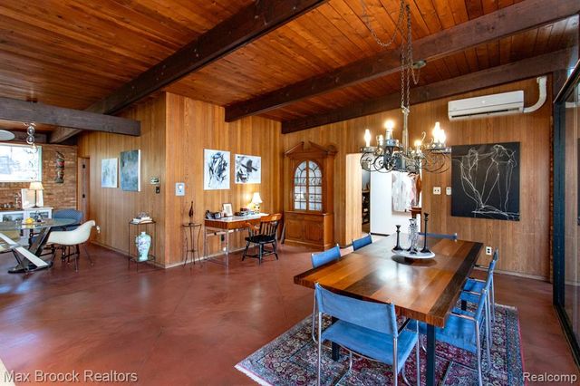 30875 Franklin Road, Franklin, MI 48025