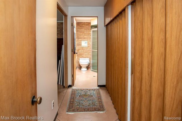 30875 Franklin Road, Franklin, MI 48025