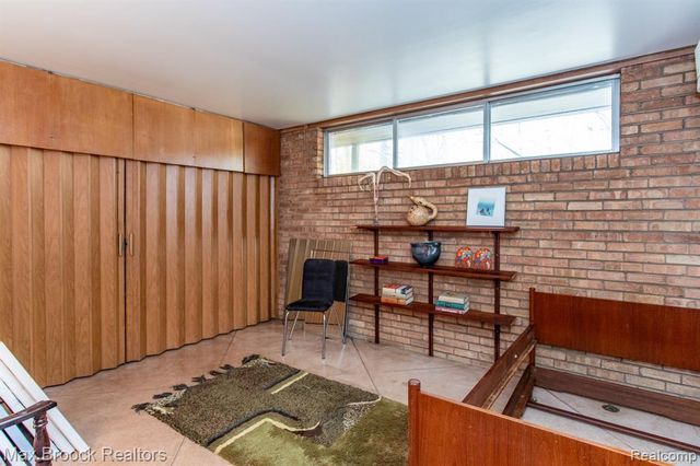 30875 Franklin Road, Franklin, MI 48025