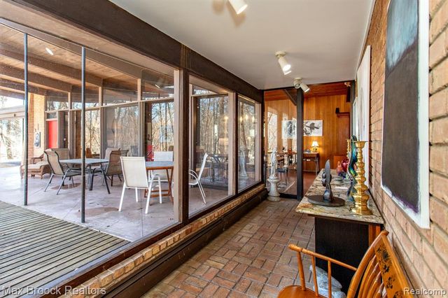 30875 Franklin Road, Franklin, MI 48025
