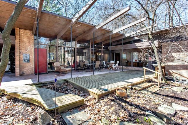 30875 Franklin Road, Franklin, MI 48025