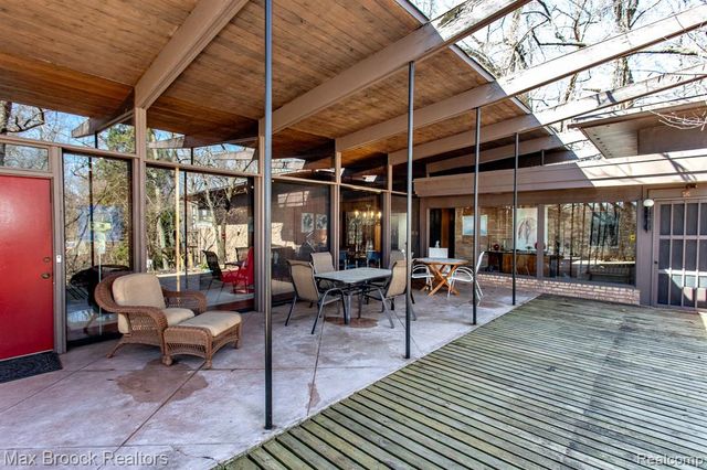 30875 Franklin Road, Franklin, MI 48025